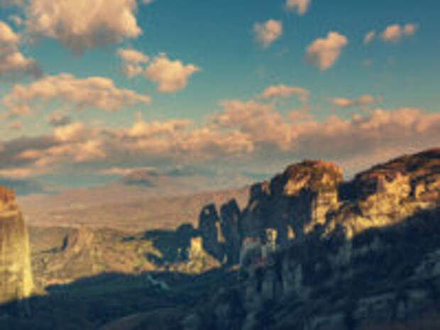 Клуб путешествий Павла Аксенова. Греция. Метеора. Meteora Rocks and Monasteries, Trikala region, Greece. Фото kamchatka - Depositphotos