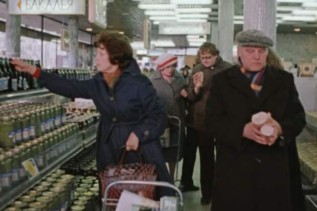 Что можно было купить на один рубль в СССР после денежной реформы 1961 года?