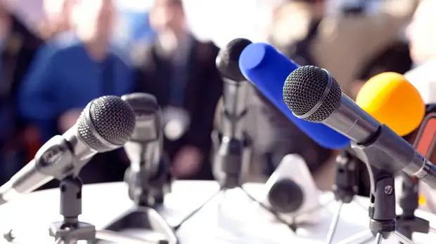 Украинская кнопка: почему в Киеве задумались о создании международного русскоязычного телеканала