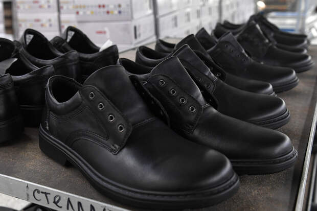 Один из крупнейших производителей обуви в России погряз в долгах