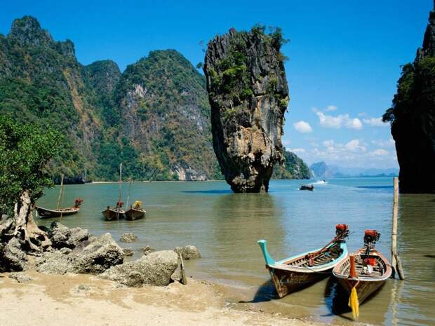 rocks16 Самые красивые и необычные морские скалы
