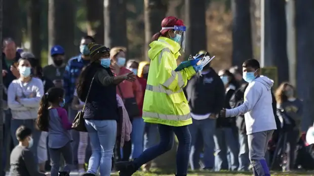 Байден: США не будут возвращаться к локдаунам из-за «омикрона»