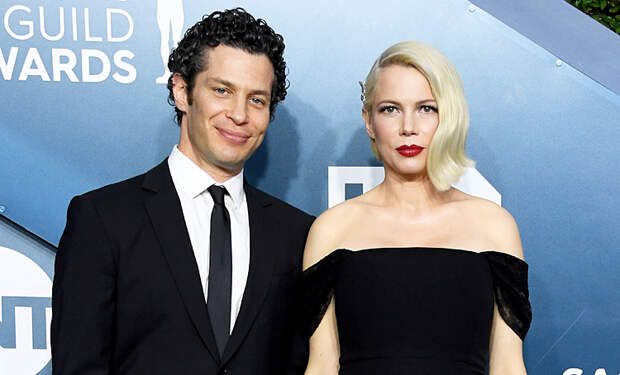 Беременная Мишель Уильямс тайно вышла замуж