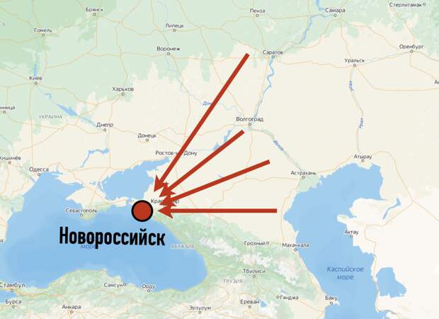Грузы привозятся фурами и поездами за тысячи километров