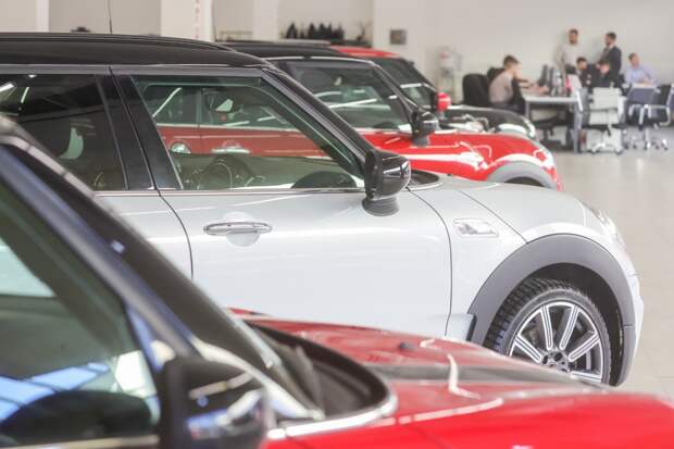 Продавцы нашли способ сэкономить при ввозе иномарок в Россию