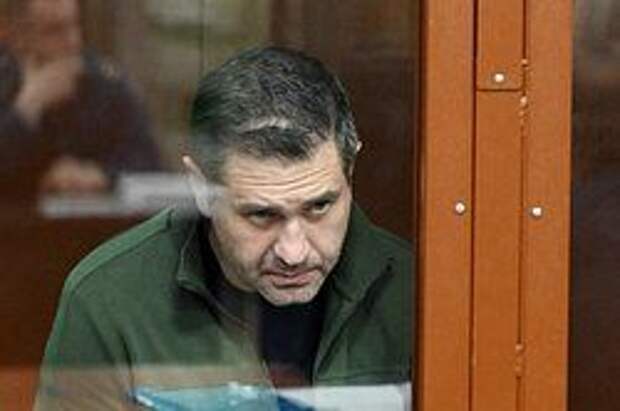 Топ-менеджер «Газпром нефти» Джалябов скрывал взятки на счетах матери