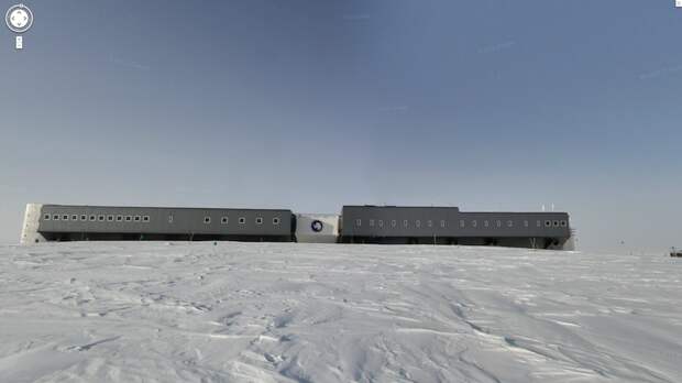 the-amundsenscott-south-pole-station-is-an-american-research-station-at-the-southernmost-place-on-earth