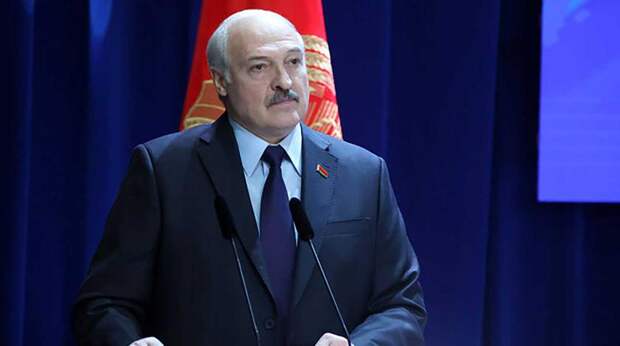 Лукашенко ввозит в Россию контрабандные товары - Цепкало