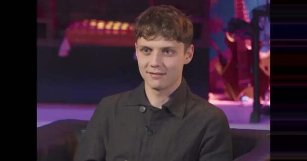 "Люди смотрят через призму зависти". Ваня Дмитриенко высказался о романе с Анной Пересильд, её успехе и своём статусе миллиардера