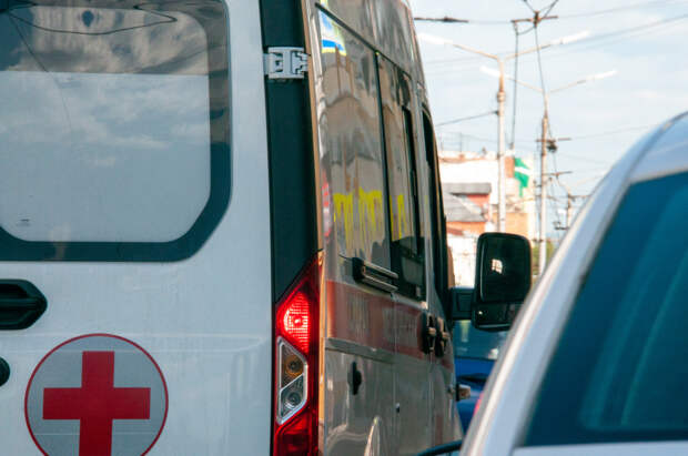 Россиянка подавилась пирожным и потребовала полмиллиона рублей компенсации