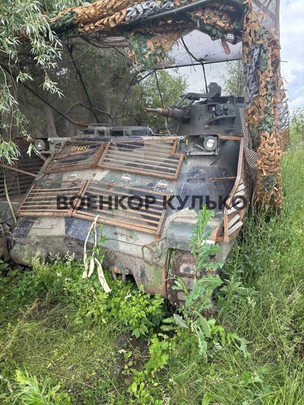 БМП Pansarbandvagn 302 шведского производства отслужила ВСУ в зоне СВО