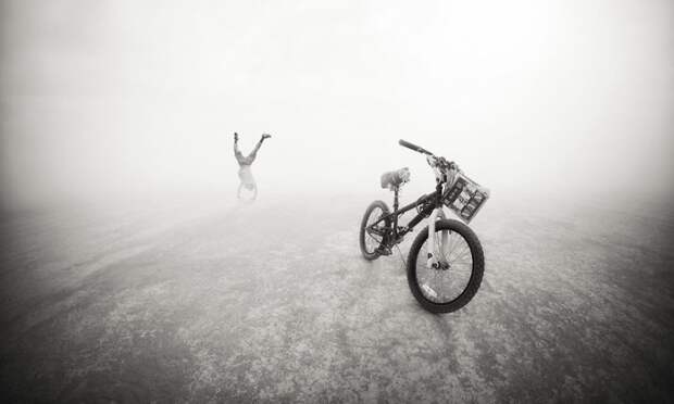Сюрреалистичные фотографии с фестиваля Burning Man Сюрреалистичные фотографии с фестиваля Burning Man burning man, фестиваль