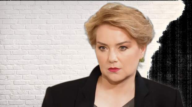 «Поседела и располнела»: как сейчас выглядит Ольга Будина, пережившая банкротство, одиночество и возвращение без гарантий в 50 лет