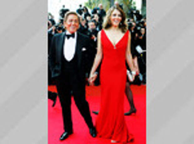 Валентино и модель Элизабет Херли