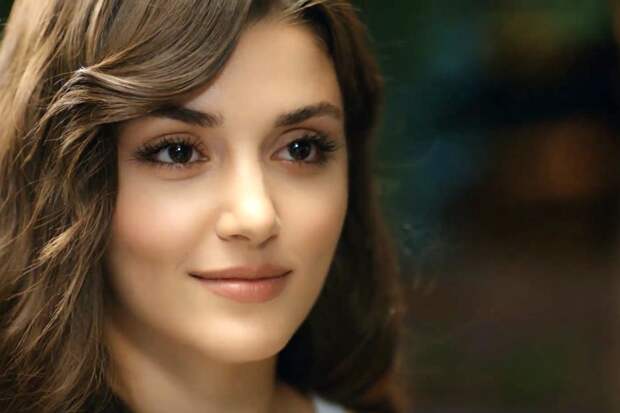 Турецкая актриса Ханде Эрчел сдала отрицательный тест на запрещенные вещества