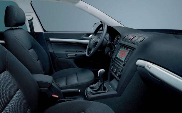 Названы распространенные проблемы популярной Шкоды на вторичке