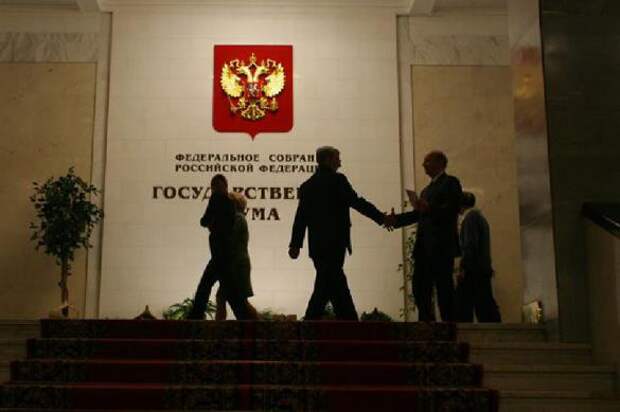 Почему россиянам наплевать на состав Госдумы — взгляд изнутри Почему россиянам наплевать на состав Госдумы — взгляд изнутри
