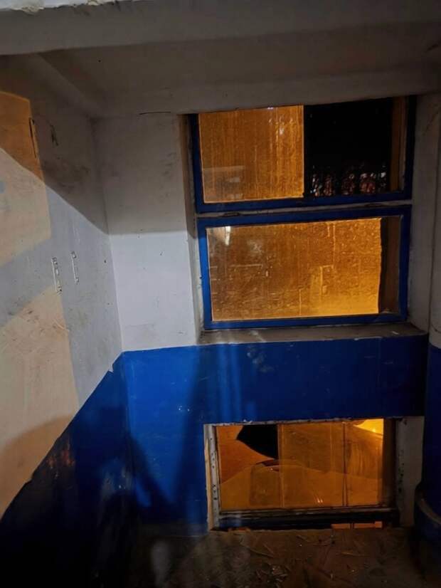 В некоторых домах в Донецке повылетали окна