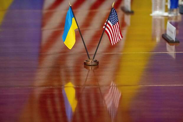 Военэксперт Крапивник: США не прекращали поставки оружия Киеву – это миф