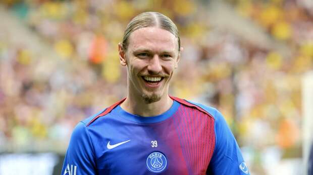 Сафонов назвал вид спорта, который хотел бы освоить после завершения карьеры футболиста