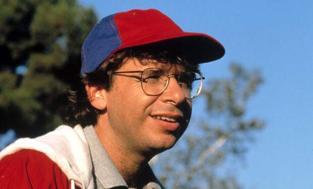 72-летний актер фильма «Дорогая, я уменьшил детей» попал на фото папарацци