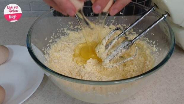 Быстрый Кулич пасхальный для тех, кто не любит дрожжи: нежное, сдобное и вкусное тесто, которое не нужно месить руками, легкий рецепт