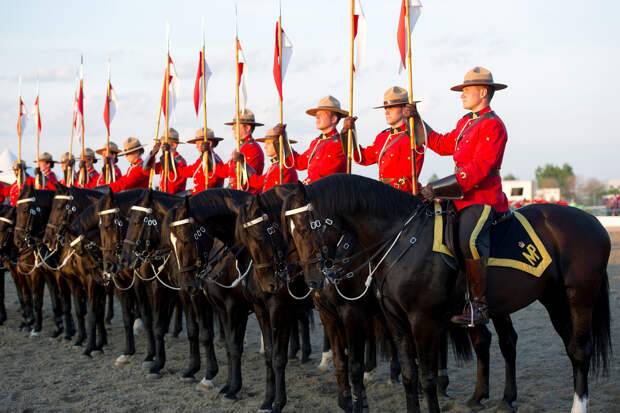 Российский посол оценил возможность силового захвата Канады со стороны США
