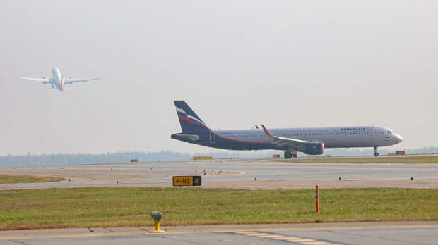 Аэропорт Уфы приостановил приём и отправку рейсов