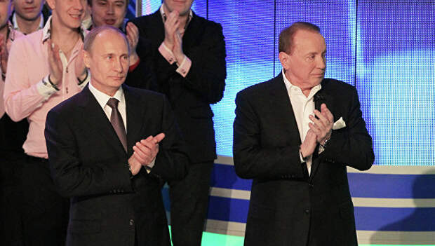 Президент В.Путин на открытии штаб-квартиры Планеты КВН. Архивное фото