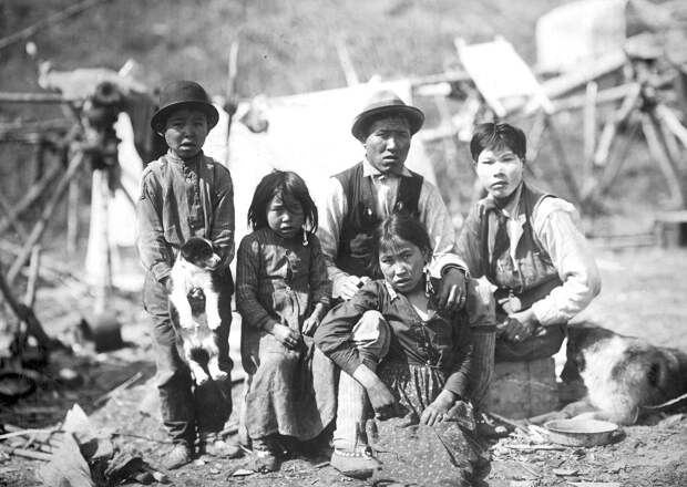 Местные на Аляске между 1906 и 1915 годами