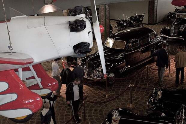 Автомобили первых лиц СССР (22 фото) Автомобили первых лиц СССР (22 фото)