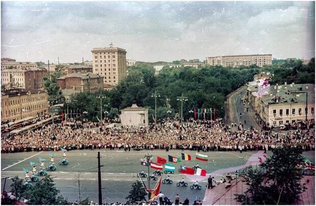 Всемирный фестиваль молодёжи 1957 года в Москве в фотографиях СССР., Фестиваль, молодёжь, фото