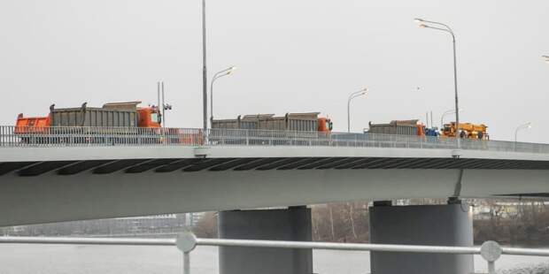 Собянин открыл движение по мосту через реку Сходню на Волоколамском шоссе