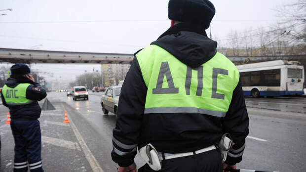 На трассе под Самарой опрокинулся пассажирский автобус, есть погибшие