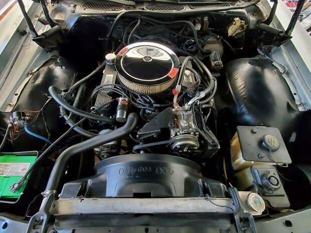 Необычный универсал Ford 1971 года с лицом Rolls-Royce