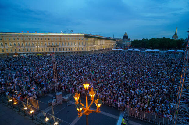 «Ростелеком» поддержал масштабный музыкальный проект «Классика на Дворцовой» в Санкт-Петербурге