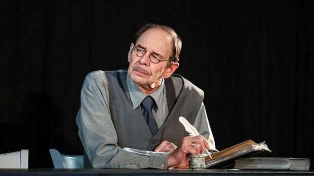 В Малом театре простятся с артистом Петром Складчиковым