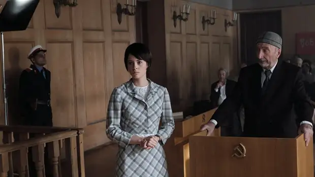 «История системы, которая ломает человека, но не может сломать»: на экраны выходит сериал «Заступники»