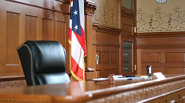 Суд в США заключил под стражу уроженца России Калугина за обман при получении гражданства