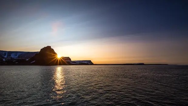 WSJ: США намерены соперничать с Россией и Китаем в Арктике