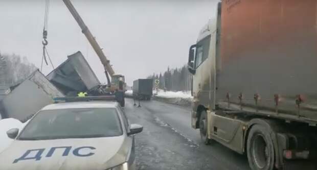 В Челябинской области на участке трассы М-5 ввели реверсивное движение