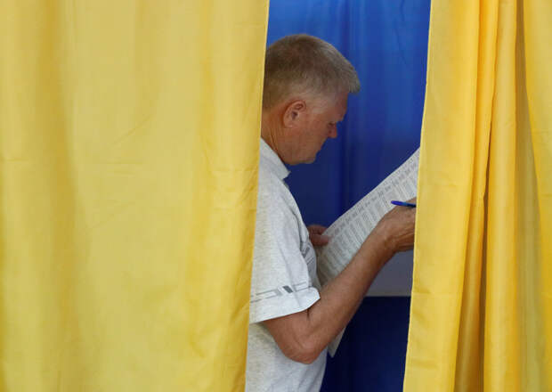 Стало известно о планировании Украиной выборов по требованию США до 15 мая