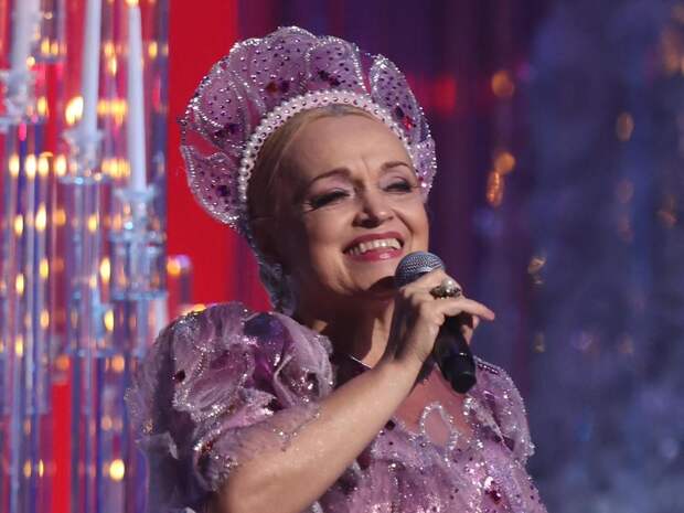 На сына Надежды Кадышевой подала в суд бывшая девушка: она требует вернуть 5 млн