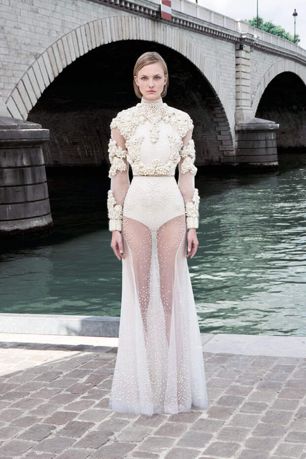 givenchycouture1.jpg