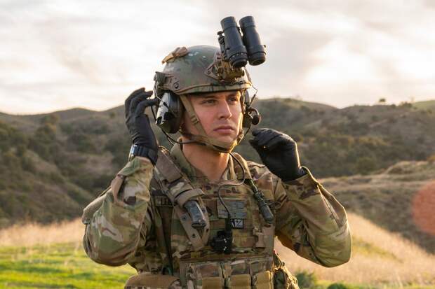Ryan Guzman, 9-1-1 | Photo Credits: Jack Zeman / FOX
