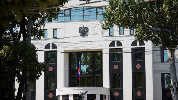 Молдавия объявила пятерых российских дипломатов персонами нон грата