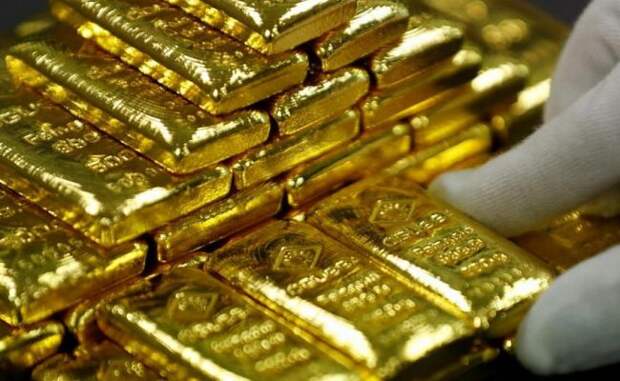 Эксперт объяснил назначение огромной золотой «подушки» России