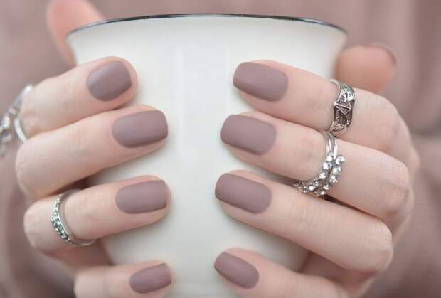 Красота по правилам: новый ГОСТ меняет маникюр и педикюр в России