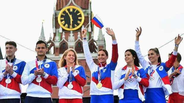 МОК против России Идея проведения международных соревнований в России на первый взгляд кажется попыткой утереть нос Международному олимпийскому комитету, у которого в последнее время не все в порядке.-2