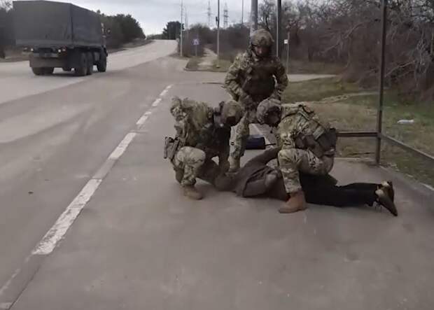 ФСБ задержала группу украинских диверсантов в Севастополе